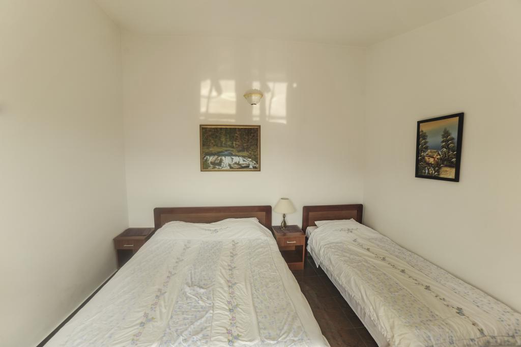 Mijovic Apartments Budva Szoba fotó