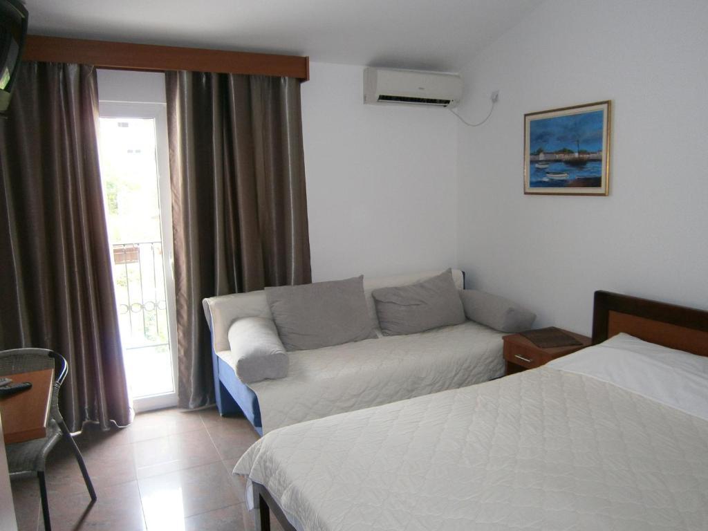 Mijovic Apartments Budva Szoba fotó